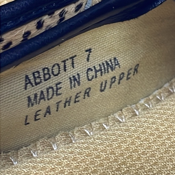 EUC Boutique By Corkys “Abbott” Tan Leopard Print Slides Women’s Size 7 - Picture 7 of 8